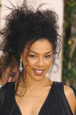 Sophie Okonedo. What a beautiful woman! I think the first time I saw her was "Hotel Rwanda." Naturally Curly Hair Updo, Sophie Okonedo, Natural Hair Pictures, Hair Magazine, Black Actors, Natural Hair Inspiration, American Woman, Hair Pictures, Natural Curls