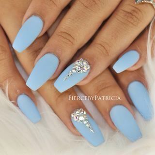 I miss baby blue Nail Diamond, Quinceanera Nails, Diamond Nail Art, Baby Blue Nails, Matte Black Nails, Blue Acrylic Nails, White Nail Polish, Super Nails, White Nail