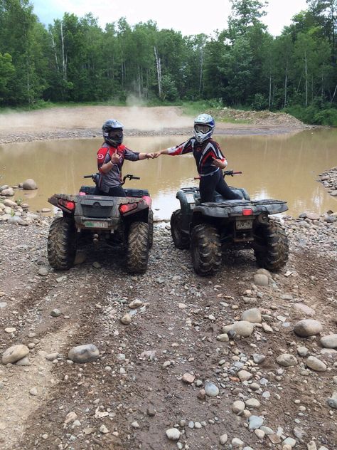 Atv Riding Aesthetic, Motocross Love, Four Wheeling, Cool Dirt Bikes, Atv Riding, Country Girl Life, Bike Pic, Country Kids, Country Lifestyle