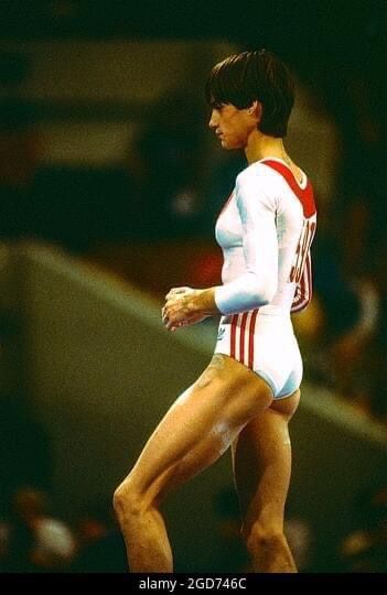 Nadia Comaneci Perfect 10, Olga Korbut, 1976 Olympics, Alina Kabaeva, Nadia Comaneci, Anna Pavlova, Olympic Sports, Summer Games, Perfect 10