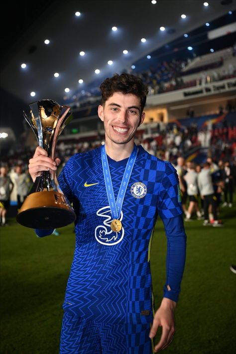 Menswear ♡ on Twitter: "Kai Havertz 🇩🇪 #Qatar2022 https://t.co/6TVtDoVanQ" / Twitter Havertz Chelsea, Chelsea Football Club Wallpapers, Chelsea Football Team, Chelsea Team, Chelsea Players, Kai Havertz, Neymar Football, About Football, Chelsea Fans