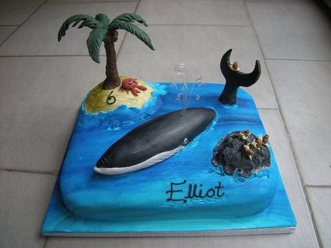 Cake Snail And Whale Cake, Snail And The Whale Cake, Whale Birthday Cake, Whale Cakes, Snail And The Whale, Whale Birthday, 7th Birthday Cakes, Animal Birthday Cakes, Book Cakes