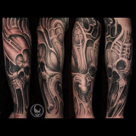 Paul Booth Tattoo Tattoo Theatre, Last Rites Tattoo, Paul Booth, Biomechanical Tattoo Design, Learn To Tattoo, Famous Tattoo Artists, Nyc Tattoo, Evil Tattoos, Saved Tattoo