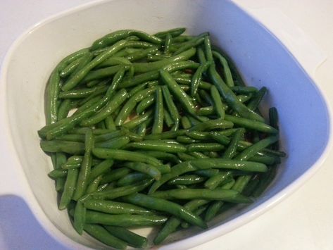 Outback Steakhouse Green Beans Copycat Recipe Outback Green Beans, Steakhouse Green Beans, Garlic Green Bean Recipes, Ground Beef Breakfast, Green Bean Recipe, How To Cook Greens, Green Beans Recipe, Bean Recipe, Cooking Green Beans