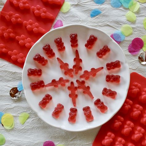 Bonbons maison - Le Pays des Gourmandises Fruit Diy, Candy Party, Week End, Trick Or Treat, Gum, Watermelon, Food And Drink, Bubbles, Birthday Party