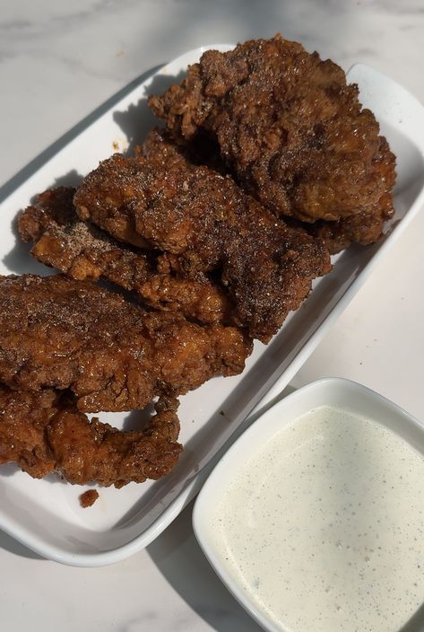 Wingstop Copycat: Hot Honey Chicken Tenders – Erin's Cozy Kitchen Hot Honey Rub Wingstop, Wingstop Chicken Tenders, Copycat Wingstop, Juicy Chicken Tenders, Hot Honey Chicken Tenders, Honey Chicken Tenders, Hot Honey Chicken, Chicken Tenderloin, Spicy Honey