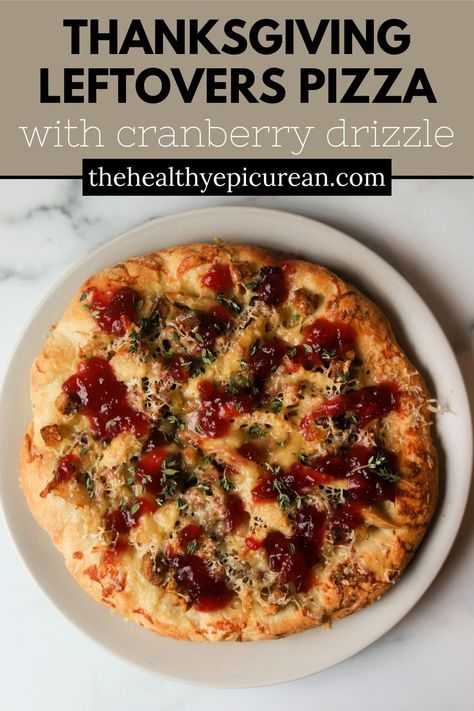 A Thanksgiving leftovers pizza on a grey plate. Gravy Turkey, Turkey Pizza, Leftover Gravy, Holiday Leftovers, Leftover Pizza, Dinner Leftovers, Thanksgiving Turkey Leftovers, Turkey Stuffing, Cranberry Sauce Recipe