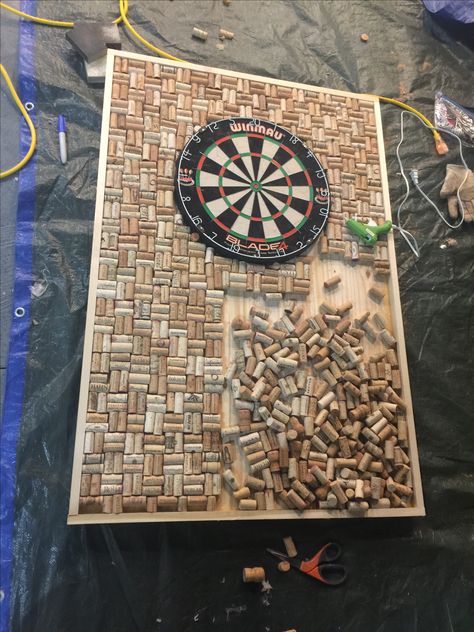 Dart Backboard, Cork Dartboard, Dart Board Wall, Game Room Basement, Cork Diy, Wine Cork Crafts, Basement Design Ideas, Diy Cans, Wine Corks