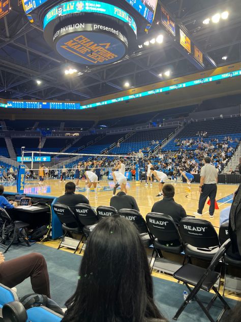 Ucla Volleyball, Ucla College, Ucla Campus, College Volleyball, College Wallpaper, Dream University, College Lifestyle, College Lifestyles, College Aesthetic