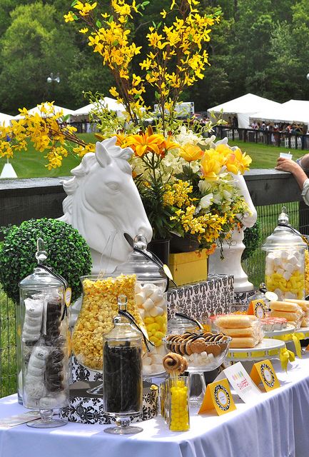 Sweet-Event-Design-Kentucky-Derby-Gold-Cup-Candy-Dessert-Table by sweeteventdesign, via Flickr Preakness Party, Diy Dessert Table, Kentucky Derby Theme, Kentucky Derby Themed Party, Derby Party Food, Kentucky Derby Party Decorations, Derby Party Decorations, Buffet Wedding, Dessert Buffet Table