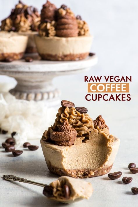 Loopy Whisk, Deserturi Raw Vegan, Vegan Coffee, Alkaline Recipes, Coffee Cupcakes, Raw Vegan Desserts, Raw Cake, Sugar Free Vegan, Vegan Cupcakes