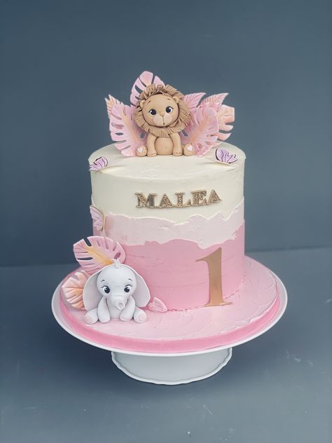 Baby Boy Birthday Cake, Jungle Cake, Safari Cakes, 1st Birthday Cakes, Animal Cakes, Baby Birthday Cakes, Baby Boy Birthday, Safari Birthday, Safari Party