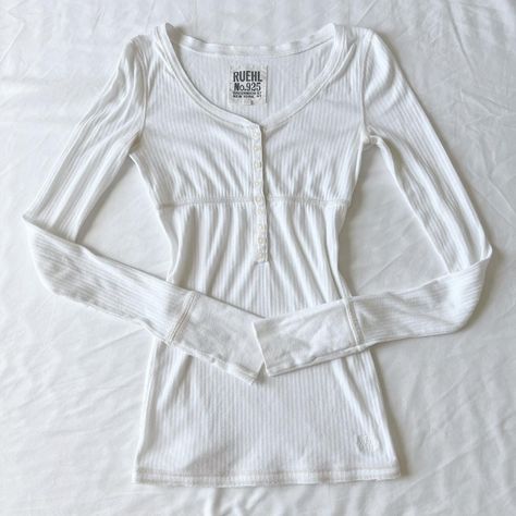 Ruehl 925 white ribbed empire waist Henley long... - Depop Empire Waist Top, Empire Waist Tops, Henley Long Sleeve, White Shirts Women, Henley Top, Feminine Outfit, 2000s Fashion, Womens Casual Outfits, Dream Clothes