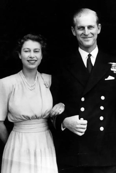 Prince Philip Queen Elizabeth, Princesa Anne, Royal Engagement Rings, Princesa Elizabeth, William E Kate, Prinz Charles, Rainha Elizabeth Ii, Principe William, Reine Elizabeth Ii