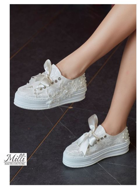 Bride Platform Sneakers, Wedding Platform Shoes, Bridal Sneakers Brides, Bride Shoes Comfortable, Platform Wedding Shoes, Wedding Sneakers For Bride, White Lace Shoes, Ivory Heels Wedding, Bride Sneakers