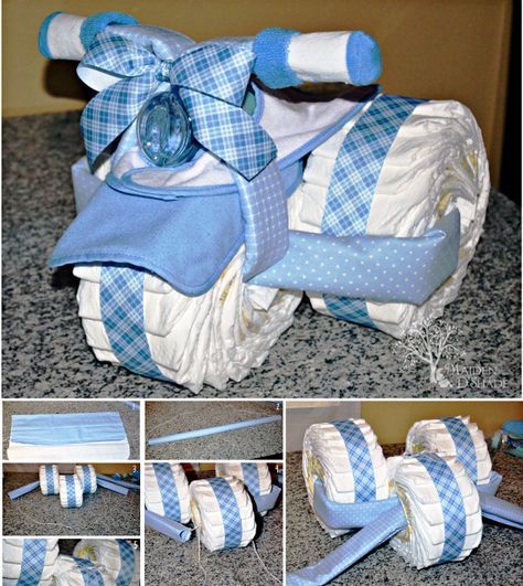 Diaper Tricycle, Diaper Motorcycle Cake, Diaper Cakes Tutorial, Baby Shower Garcon, Diaper Cake Instructions, Unique Diaper Cakes, Diy Diaper Cake, Diaper Gifts, Idee Babyshower