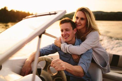 Dock Photoshoot, Boat Engagement Photos, Boating Pictures, Sunset Swimming, Boat Engagement, Boat Photoshoot, Shimmering Water, Boat Marina, Boat Sunset