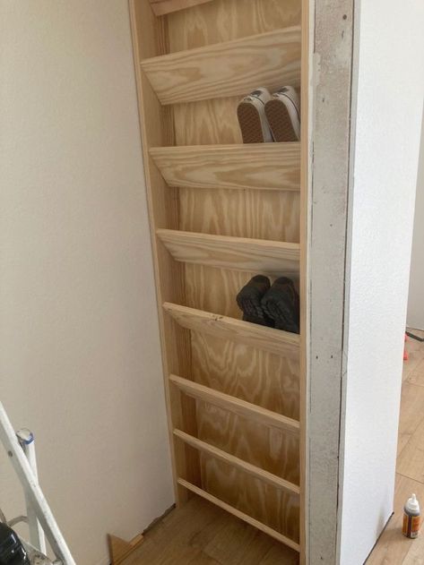 Tiny House Shoe Storage, Diy Wood Shoe Rack Closet, Enteyway Shoe Storage, Shoe Rack Ideas Entryway Entrance, Front Door Shoe Storage Entryway Dyi, Pallet Wall Shoe Rack, Wall Shoe Rack, Tiny Entryway, Closet Redesign