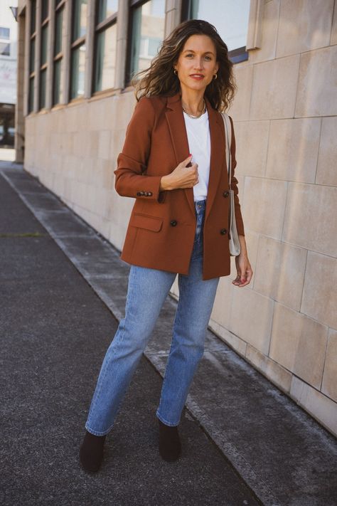 Review of the Sézane Christie Jacket - Stitch & Salt Sezane Christie Jacket, Sezane Blazer, Sezane Style, Trendy Blazers, Summer Blazer, Brown Blazer, Long Blazer, Autumn Activities, Retro Style