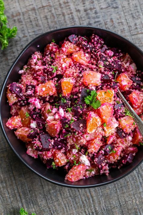 Beet Quinoa Salad (Only 5 Ingredients) - Momsdish Beet Quinoa, Cheese Salad Recipes, Chili Cheese Fritos, Quinoa Salad Recipe, Beet Salad Recipes, Grape Salad, Quinoa Salad Recipes, Fall Foods, Homemade Sausage