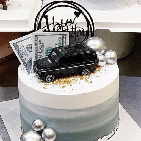 Car Birthday Cake For Men, Car Cakes For Men Birthdays, Car Theme Cake For Men, Cake For Husband Birthday, Birthday Cake For Papa, Car Theme Cake, Car Cakes For Men, Easter Desserts Cake, 50th Birthday Cakes For Men