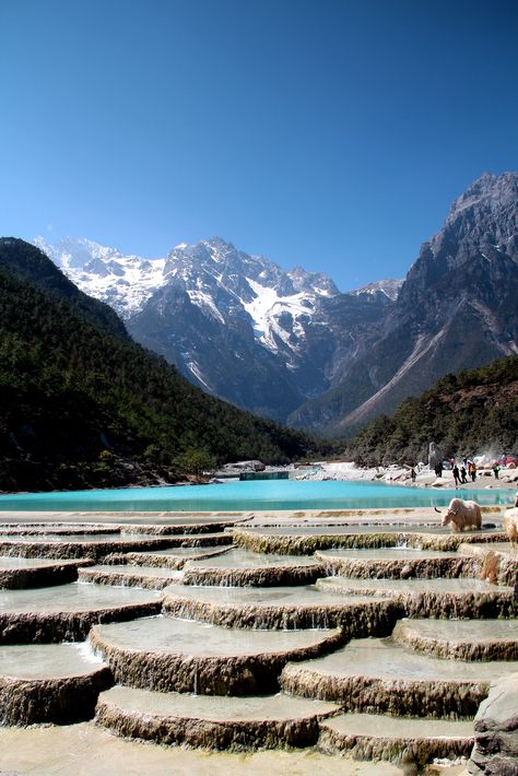 Lijiang China, The Blue Moon, Yunnan China, Lijiang, China Blue, Amazing Nature Photography, Great Wall Of China, World Photo, China Travel