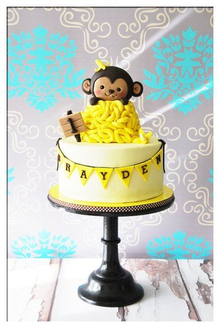 Monkey birthday cake Monkey Birthday Cakes, Cupcake Tower Cake, Monkey Birthday Parties, Monkey Cake, Monkey And Banana, Monkey Birthday, Animal Cakes, Childrens Birthday Cakes, A Monkey