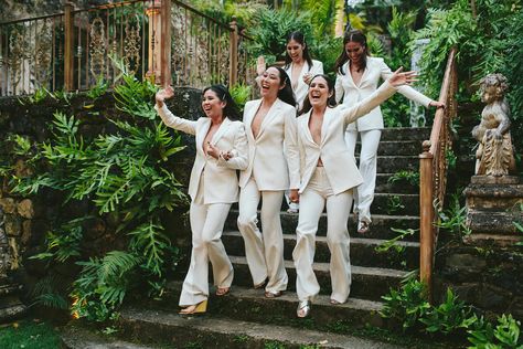 Wedding Entrance Songs, Bridesmaid Suits, Entrance Songs, Wedding Song, Wedding Entrance, Hawaiian Wedding, American Wedding, Wedding Songs, Greenery Wedding