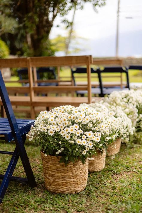 Mini wedding em Ilhabela ao ar livre: Christina + Victor Brazil Wedding, Weddings Idea, Dream Beach Wedding, Mini Wedding, September Wedding, Flowers Wedding, Simple Weddings, Weeding, Marry Me