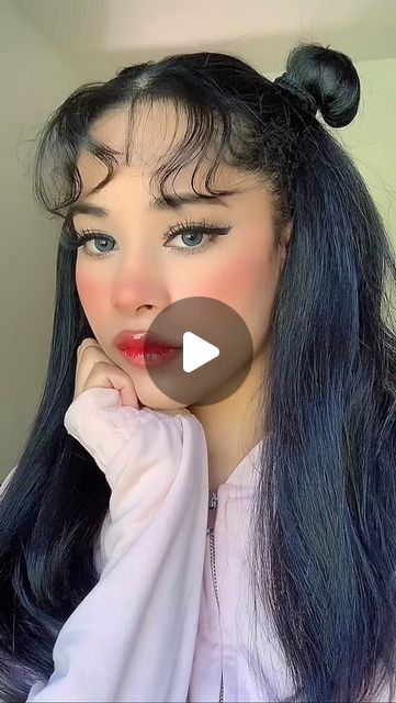 Ramia Baig on Instagram: "Sailor Moon 🌙 inspired hairstyle! #sailormoon #anime #manga #animehair #sailormoonhairstyle #tiktok" Sailor Moon Bangs, Sailor Moon Hairstyle, Moon Bangs, Serena Sailor Moon, Sailor Moon Hair, Sailor Moon Inspired, Anime Hair, Hair Inspo, Sailor Moon