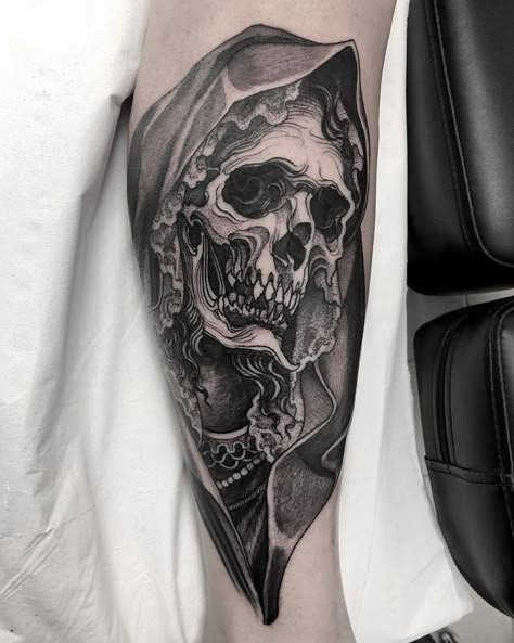 Tattoo Snob (@tattoosnob) posted on Instagram • Feb 19, 2021 at 9:25pm UTC Blackwork Skull Tattoo, Skull Art Tattoo, Evil Tattoo, Black Tattoo Cover Up, Funky Tattoos, Red Skull, Tattoo Cover-up, Dark Tattoo, Blackwork Tattoo