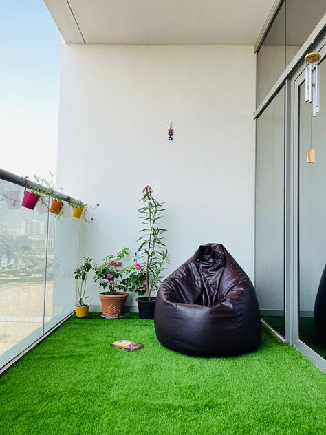 Balcony easy decor idea Balcony Bean Bag Ideas, Bean Bag Balcony, Small Balcony Ideas Apartment Indian, Small Balcony Decor Indian Simple, Minimalist Balcony Decor, Small Balcony Decor Indian, Sitting Dining Table, Indian Balcony Decor Ideas, Balcony Makeover Ideas