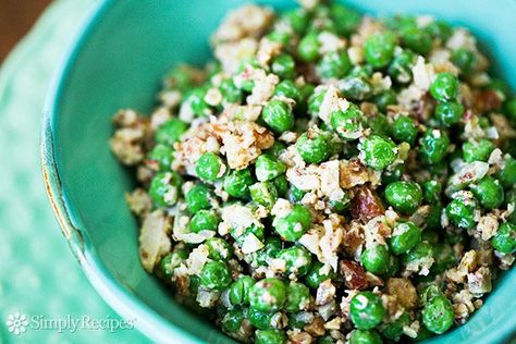 Pea Salad Recipes Cold, Water Chestnut Salad, Chestnut Salad, Sour Cream Salad, Cold Pea Salad, Green Pea Salad, Pea Salad Recipes, Water Chestnut, Vegetarian Curry