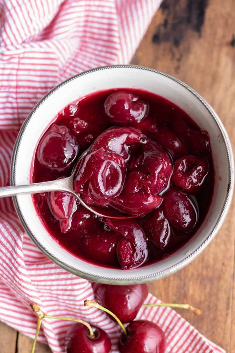 Cherry Compote Recipe, Blueberry Sauce Recipe, William Sonoma Recipes, Homemade Cherry Pies, Cherry Compote, Compote Recipe, Fruit Sauce, Blueberry Compote, Fruit Compote