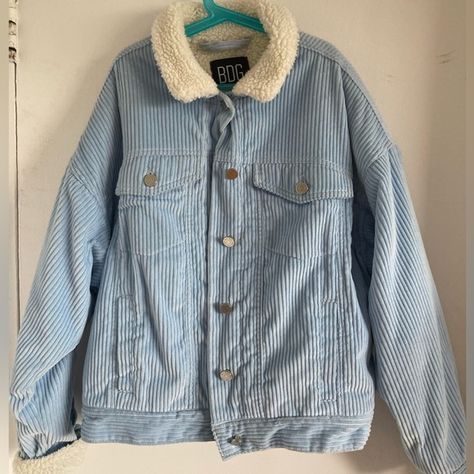 BDG light blue corduroy jacket Blue Jacket Aesthetic, Blue Corduroy Jacket Outfit, Cordory Jacket, Corduroy Jacket Outfit, Blue Corduroy Jacket, Jacket Aesthetic, Light Blue Jacket, Blue Corduroy, Jacket Outfit