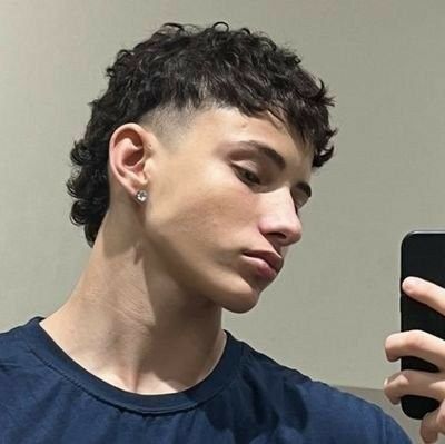 Fade With Fluffy Hair, Men With Fluffy Hair, Fluffy Hair Styles, Fades For Men, Fade Haircut Curly Hair, Surfer Hair, Mens Haircuts Short Hair, Shaved Hair Designs, Men Haircut Curly Hair