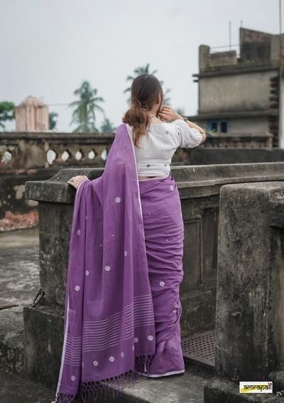 Formal Saree, Saree Wearing Styles, Cotton Saree Blouse Designs, Simple Saree Designs, Cotton Saree Blouse, Cotton Saree Designs, Fashionable Saree Blouse Designs, Saree Poses, Simple Sarees