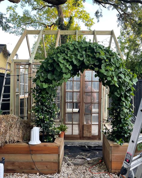 How to Build a Potting Shed: Our DIY Potting Shed Plans | Backyard Greenhouse Inspiration — Probably This Potting Shed Plans, Diy Potting Shed, Diy Greenhouse Plans, Greenhouse Shed, Backyard Greenhouse, Cedar Siding, Greenhouse Plans, Potting Sheds, Diy Greenhouse