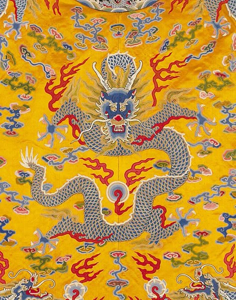 This is actually from ancient Chinese emperor's clothes. The dragon means the Chinese emperor is the son of the dragon. The picture represents the feudalism of ancient China. The dragon presents luck and power. Tigre Y Dragon, Thunder Dragon, Dragon Sticker, Chinese Emperor, Yellow Dragon, Chinese Pattern, Dragon Tattoos, Chinese Embroidery, Chinese Mythology