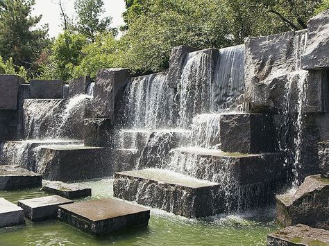 FDR Memorial Lawrence Halprin, Waterfall Park, Waterfall Landscape, Waterfall Wall, Concrete Sculpture, Water Walls, Brutalist Architecture, Ponds Backyard, Garden In The Woods