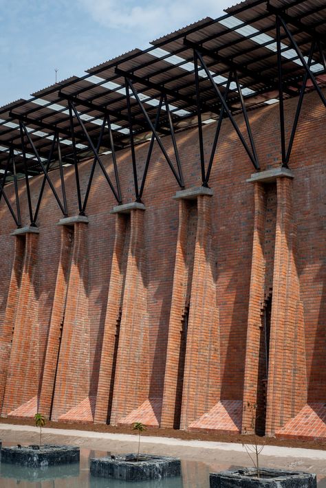 Brick And Wood Architecture, Brick Detail, Brick Arch, Tropical Architecture, Sacred Architecture, Brick Architecture, Vernacular Architecture, Traditional Building, Architecture Design Concept