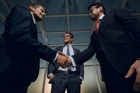 Welcome and handshake of business people... | Premium Photo #Freepik #photo #business #people #man #office Characters Poses, Sketchbook Practice, Female Engineer, Red Helmet, Laser Show, Gathering Table, Hand Photography, Man Office, Abstract City