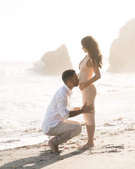 Beach Baby Announcement, Pregnancy Photoshoot Beach, Maternity Shoot Beach, Beach Pregnancy Announcement, Beach Maternity Pictures, Jessi Malay, Pregnancy Announcement Pictures, Maternity Photography Beach, Pregnancy Announcement Photoshoot