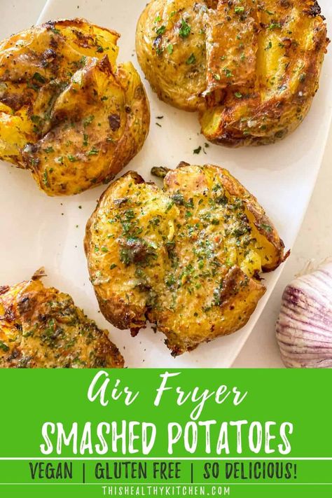 A crispy and delicious recipe for air fryer smashed potatoes makes the perfect side dish. It's vegan and gluten free, made using simple ingredients, and so flavourful. Smashed Potatoes Healthy, Smashed Air Fryer Potatoes, Air Fryer Smashed Potatoes Recipe, Smashed Potatoes In Air Fryer, Air Fried Smashed Potatoes, Airfryer Smashed Potatoes, Crispy Smashed Potatoes Air Fryer, Smash Potatoes Recipe Air Fryer, Thanksgiving Side Dishes Air Fryer