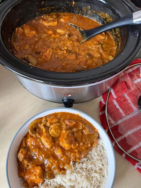 Slow Cooker Chicken Madras - Slow Cooker Tip Madras Recipes, Slow Cooker Chicken Casserole, Chicken Madras, Mains Recipes, Sausage Casserole Recipes, Slow Cooker Thai Chicken, Bourbon Chicken Recipe, Oyster Stew, Slow Cooker Chicken Curry