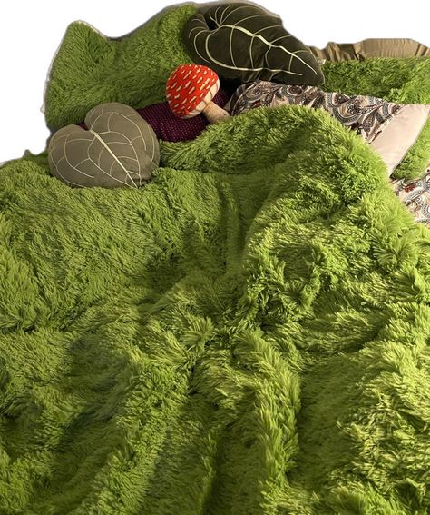 Moss Rug, Luxury Lifestyle Couple, Locker Decorations, Leaves Pillow, World Crafts, Room Accessories, Dream Rooms, White Pillows, Dream Room