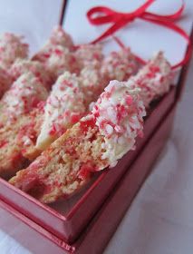 Peppermint Biscotti, Gingerbread Biscotti, Biscotti Cookies, Biscotti Recipe, Italian Cookies, Christmas Breakfast, Christmas Cooking, Garden Studio, Holiday Cooking