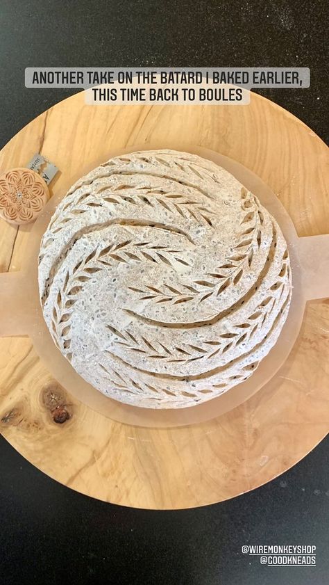 Boule Sourdough Scoring, Sourdough Boule Scoring, Sourdough Scoring Patterns, Sourdough Bread Designs, Bread Scoring Designs, Sourdough Design, Sourdough Score, Bread Stencils, Sourdough Designs