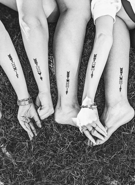 Sibling tattoo for 5, family tattoo Sister Tattoos For 5 Matching, Siblings Tattoo For 5 Symbols, 5 Siblings Tattoo Ideas, Family Tattoo Matching, Tattoo Ideas For 5 Siblings, Matching Tattoos Siblings Of 4, Symbol For Brother Tattoo Ideas, Sibling Tattoos For 6 Siblings, Siblings Tattoo For 5