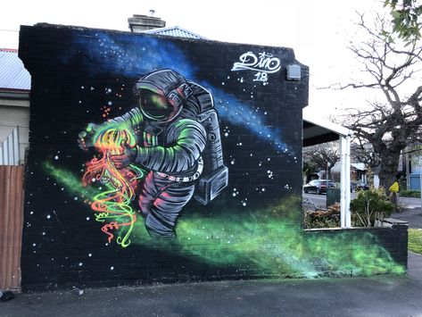 Astronaut graffiti Sam King, Richmond Melbourne, World Street, Gcse Art, Graffiti Wall, Street Art Graffiti, Melbourne Australia, Graffiti Art, Urban Art